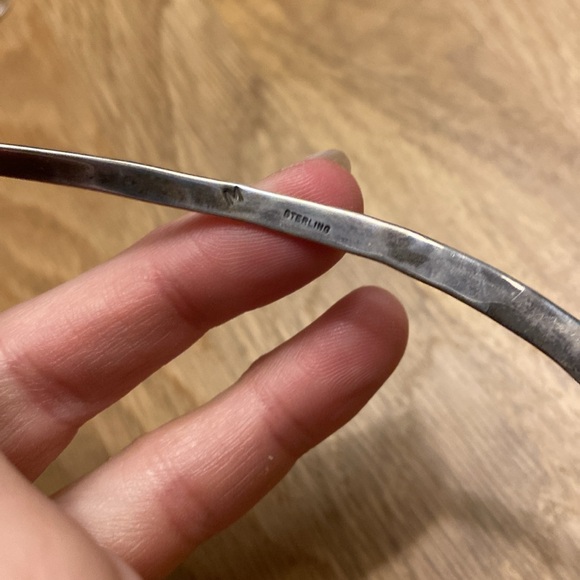 Sterling silver choker length necklace. Classic forged silver collar style. - Picture 5 of 6